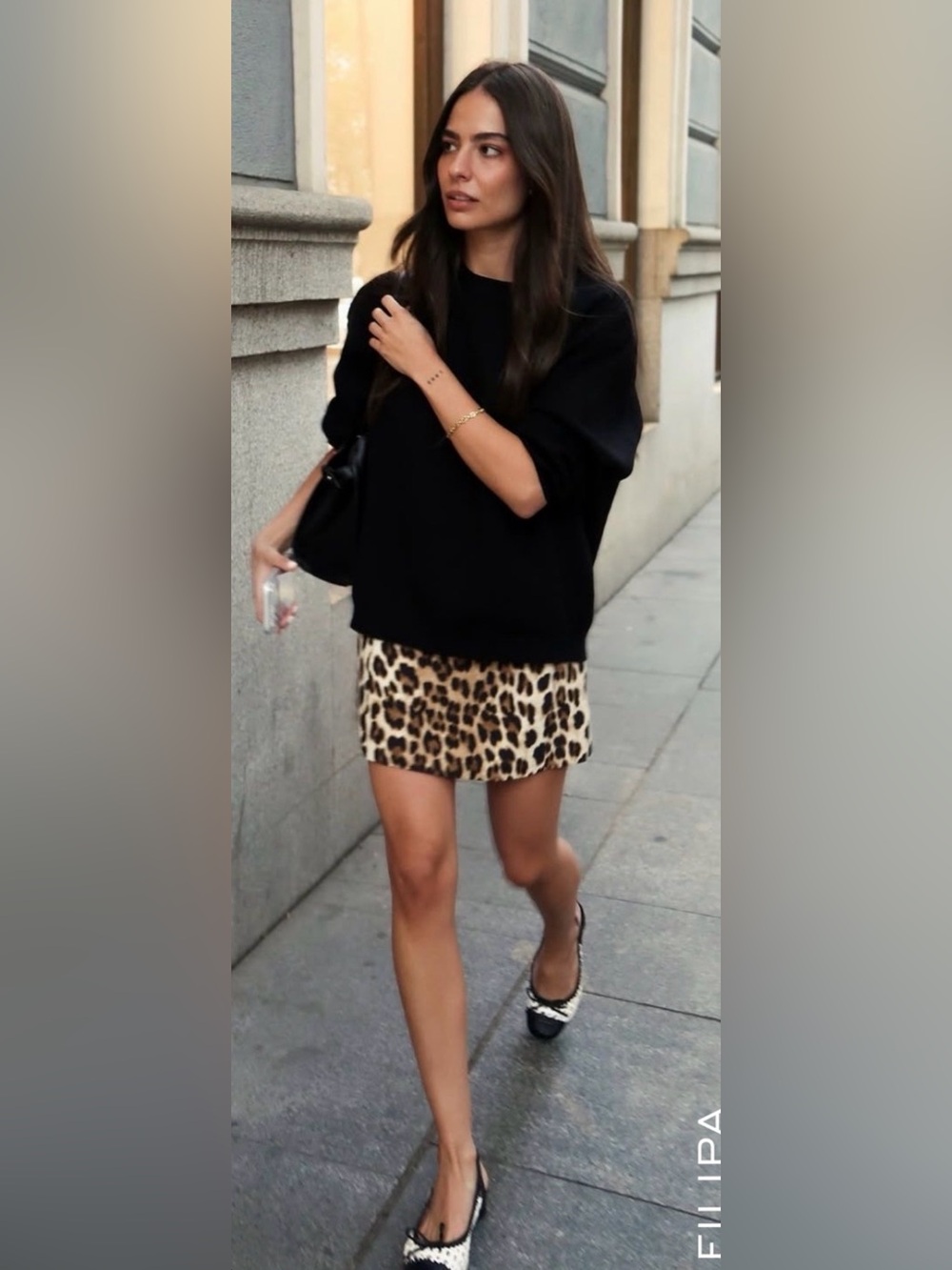 CHANEL Monochrome Patent Leather Elastic Cap Toe Ballet Flats, EU 42 - Picture 12 of 12